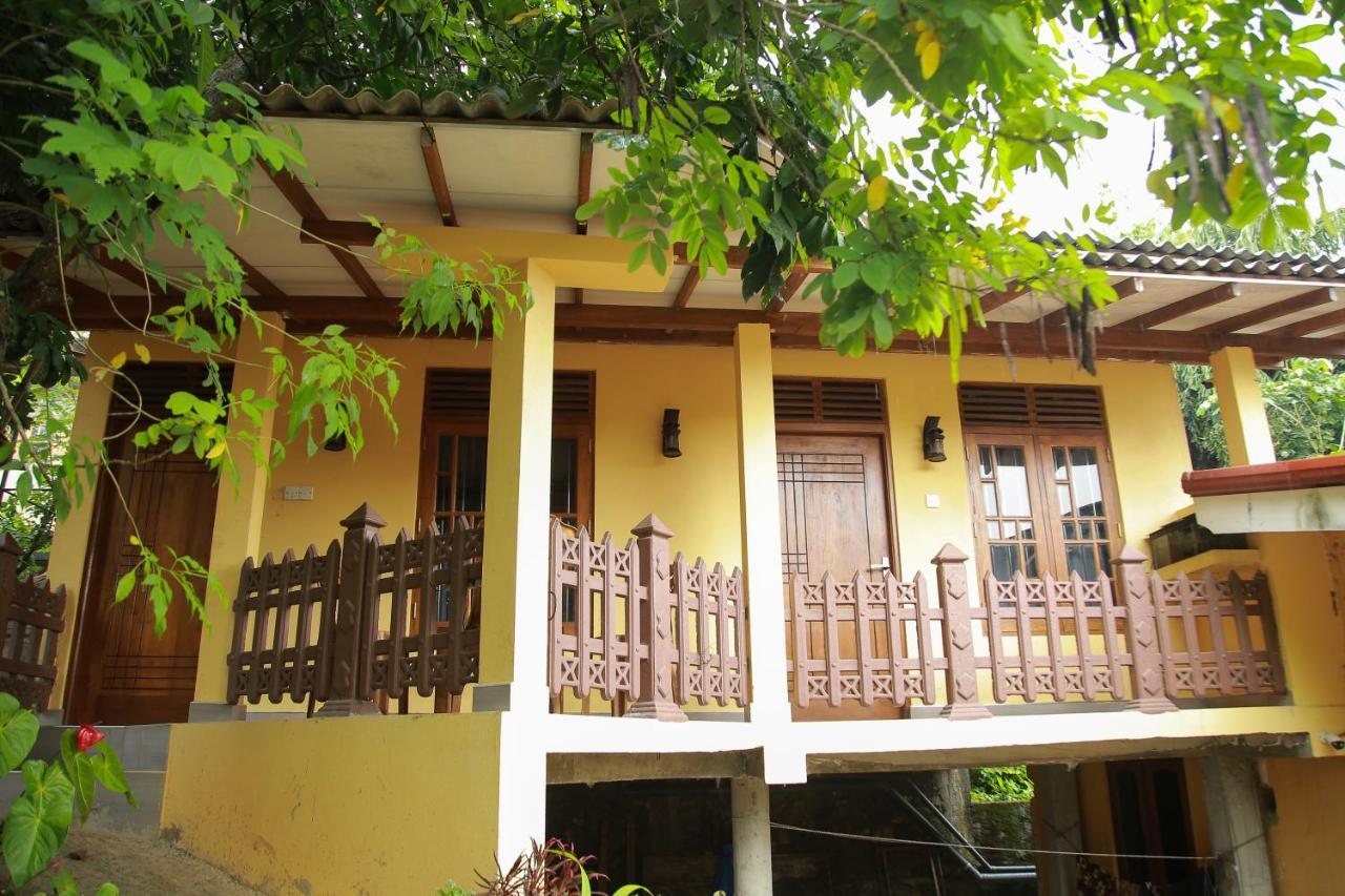 Guruge Guest House 阿杭格默 外观 照片